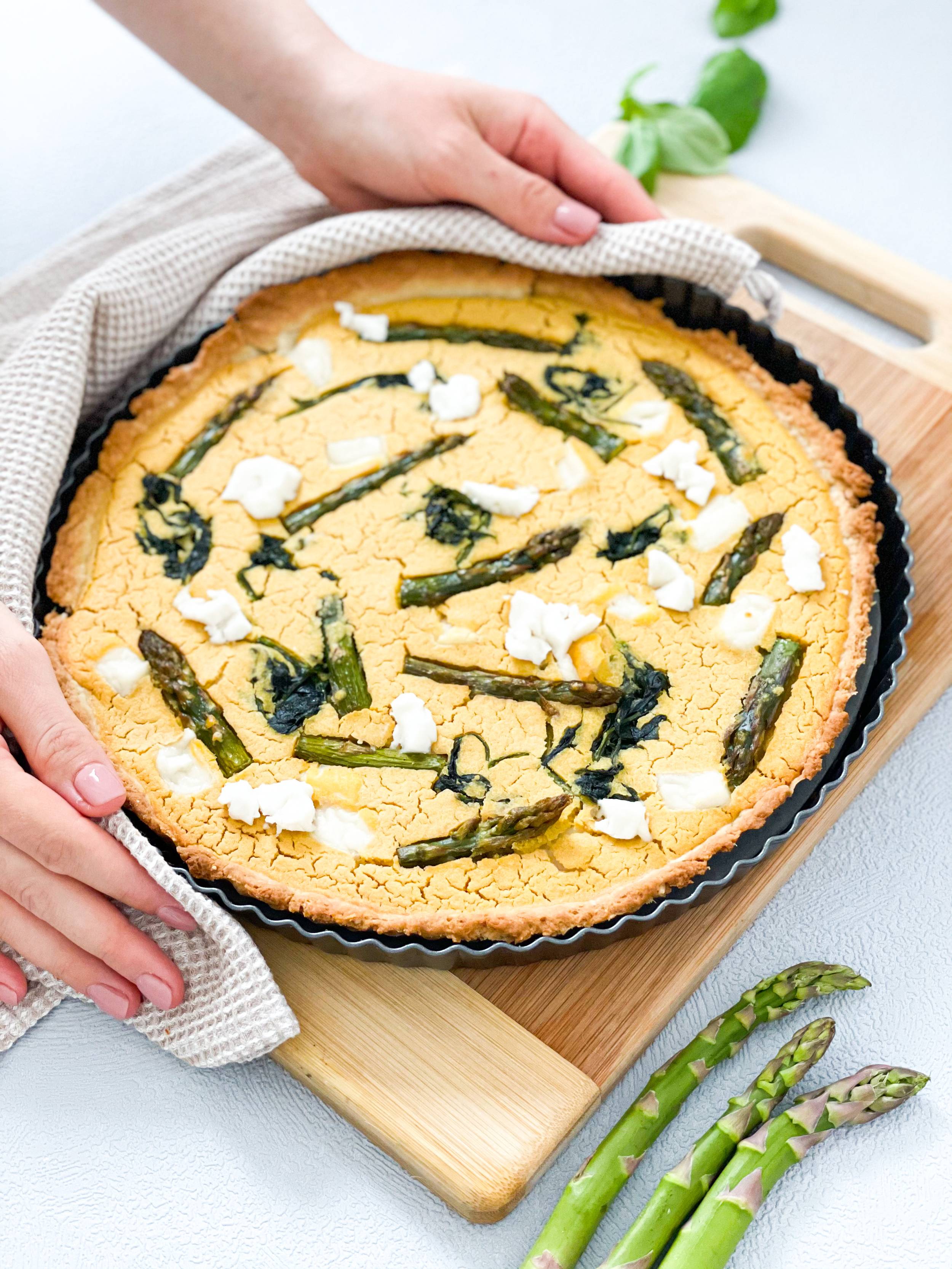 Quiche cu sparanghel si spanac 