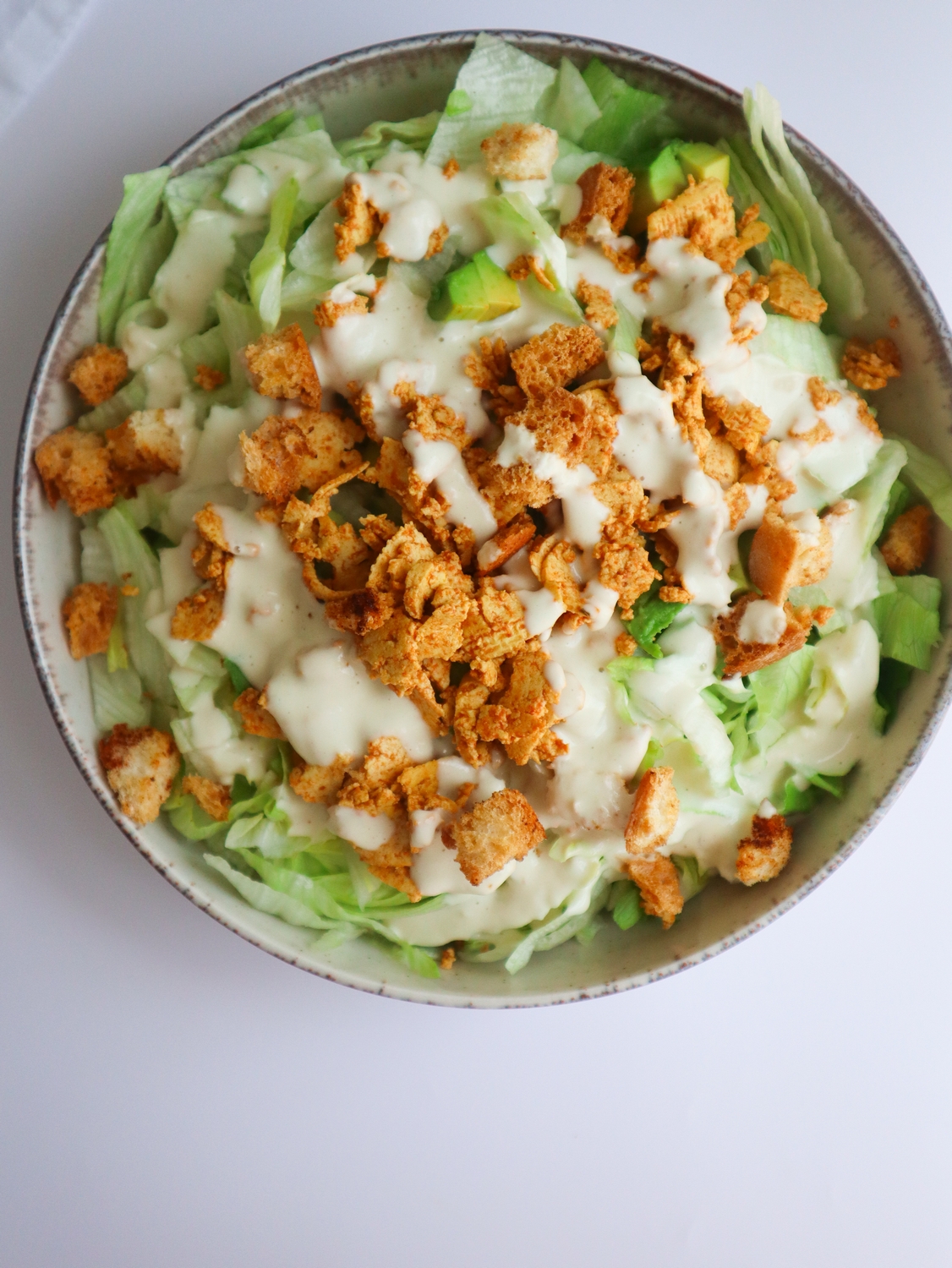 Salata Caesar vegana
